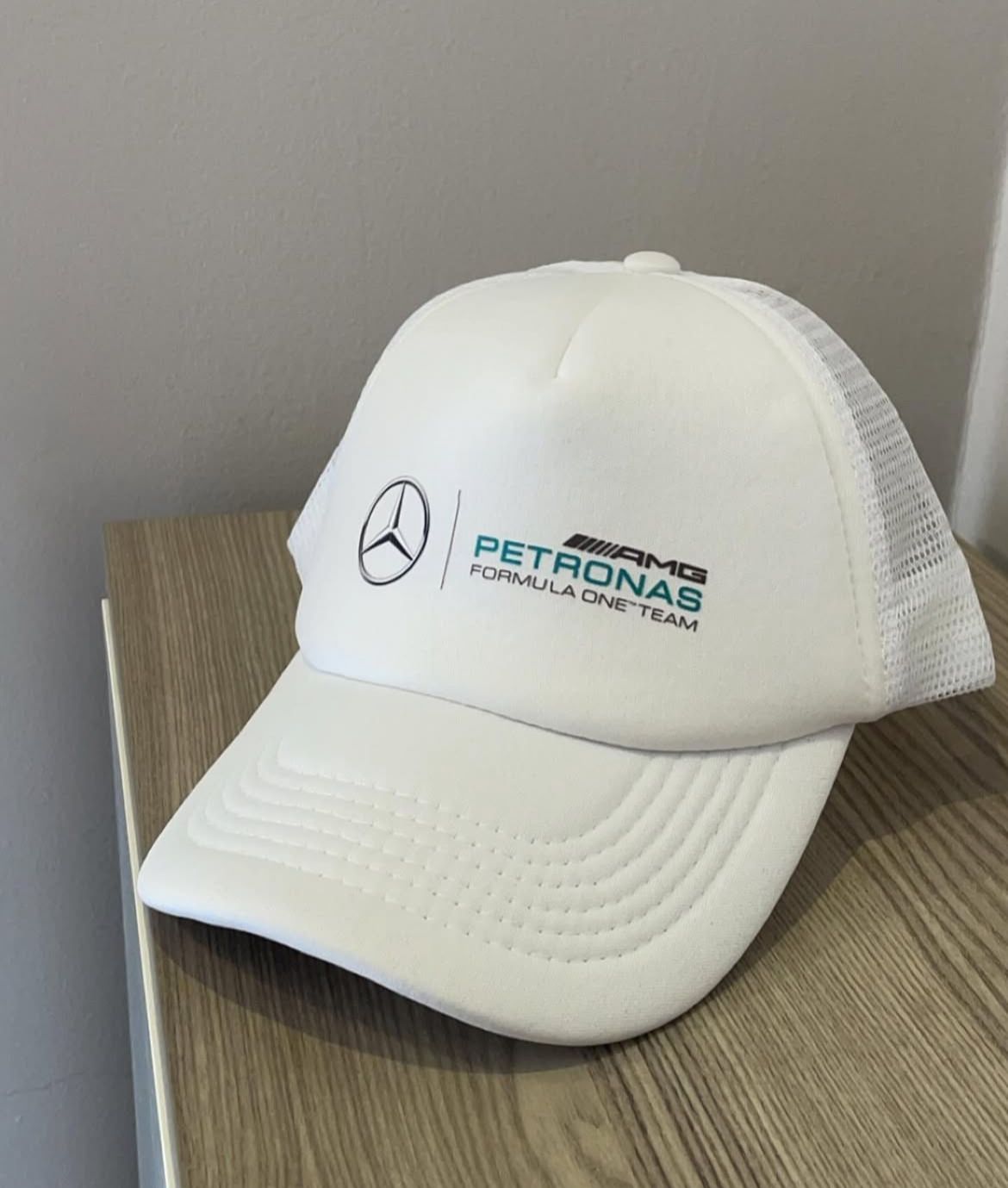 White Mercedes Eliete cap unisex