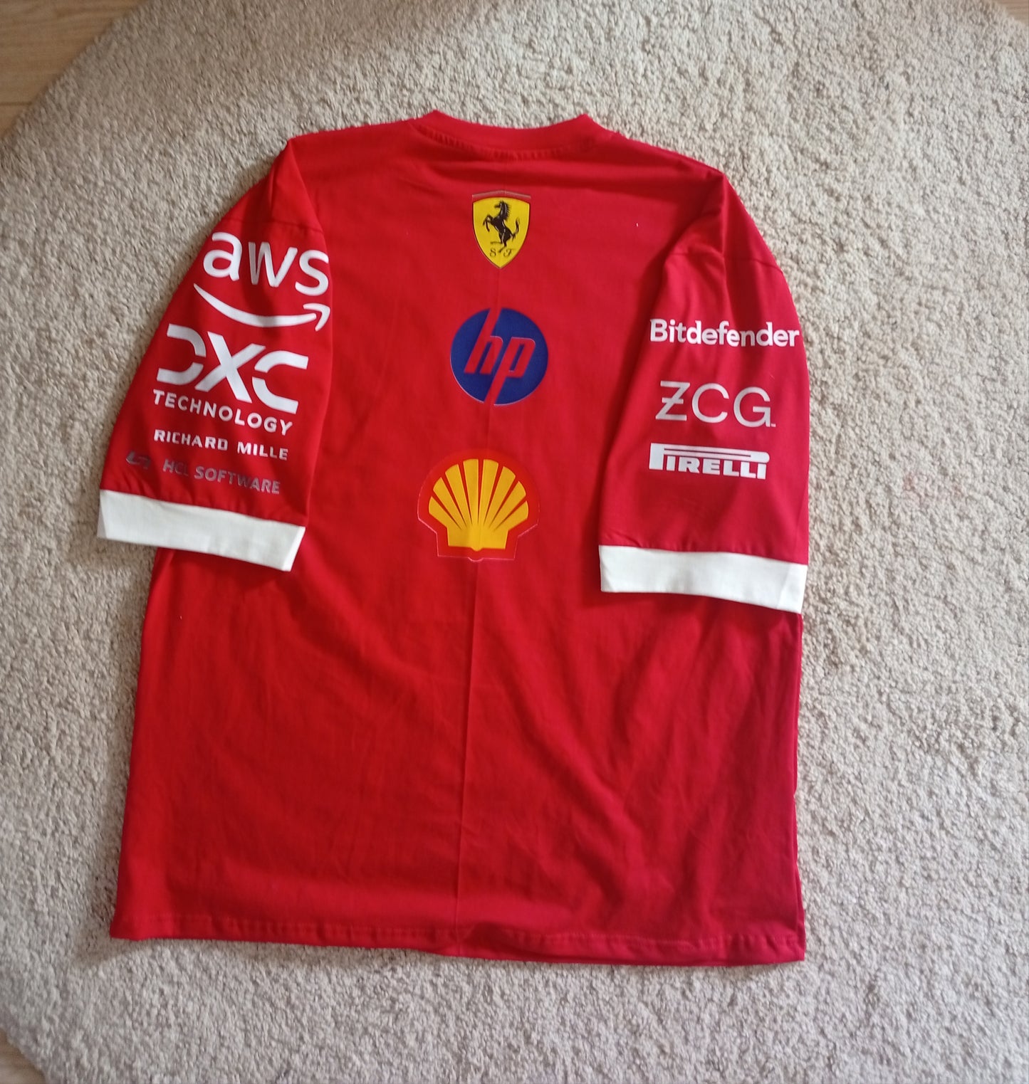 Ferrari redtshirt oversized unisex
